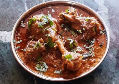 सवज-चकन-saoji-chicken-recipe-in-marathi-रसप-च-मखय-फट.jpg