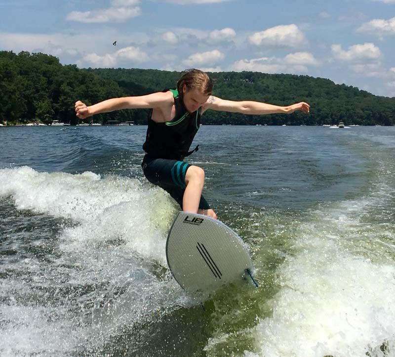 Summer weekends are for wakesurfing!